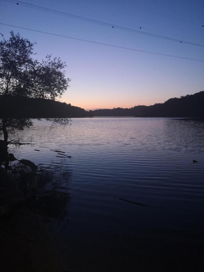 L'Essenciel Du Lac Ii, Acces Lac, Piscine Ouverte 31Mai Au 15 Sept Villa Eguzon-Chantome Exterior foto